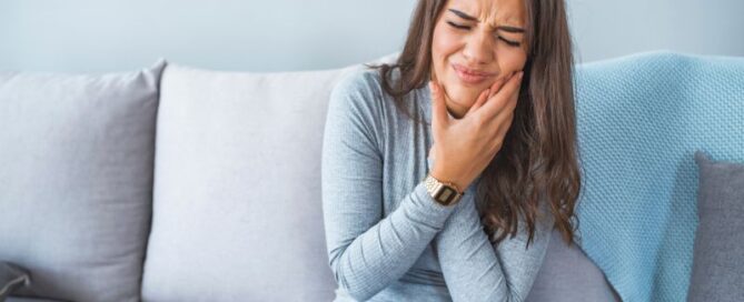 Top 7 Causes of Toothaches & How To Treat Them