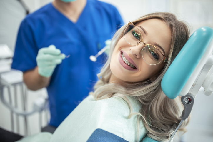 When to see an Endodontist vs Dental Surgeon?